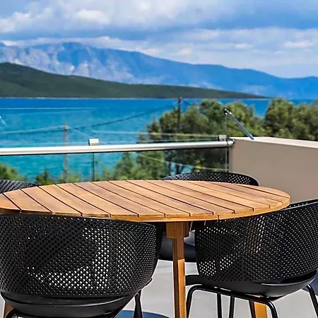 One-bedroom With Attic Sea View 3*