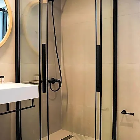 One-bedroom With Attic Sea View Hotell